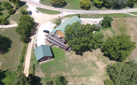 Large Home/B&B/AirBnB/Apartment For Sale in the MO Ozarks - image 48