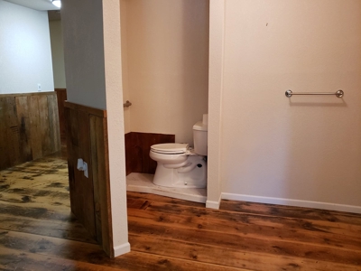 Large Home/B&B/AirBnB/Apartment For Sale in the MO Ozarks - image 15