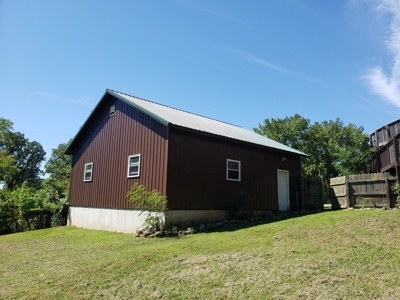 Large Home/B&B/AirBnB/Apartment For Sale in the MO Ozarks - image 41