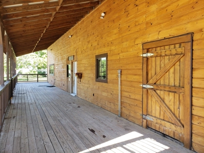 Large Home/B&B/AirBnB/Apartment For Sale in the MO Ozarks - image 4