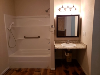 Large Home/B&B/AirBnB/Apartment For Sale in the MO Ozarks - image 16