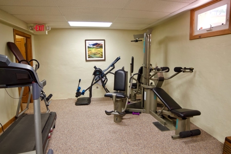 Historic Colorado Bross Hotel For Sale - image 10