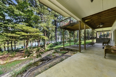 One Of A Kind - Lakefront Home For Sale - East Texas - image 30