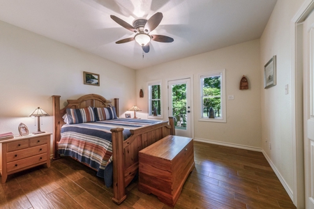 One Of A Kind - Lakefront Home For Sale - East Texas - image 29