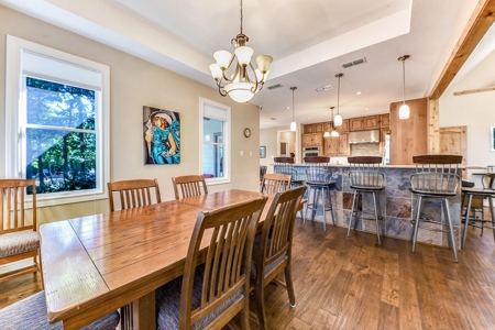 One Of A Kind - Lakefront Home For Sale - East Texas - image 15