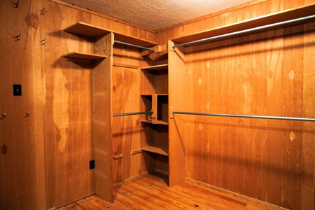 East Texas Cabin in the Woods Tyler TX Home for Sale on 25 Acres - image 37