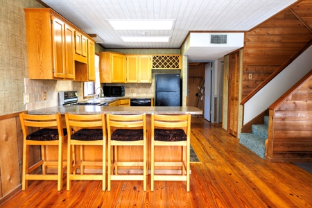 East Texas Cabin in the Woods Tyler TX Home for Sale on 25 Acres - image 15