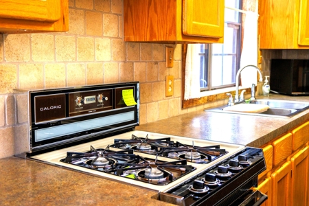 East Texas Cabin in the Woods Tyler TX Home for Sale on 25 Acres - image 17