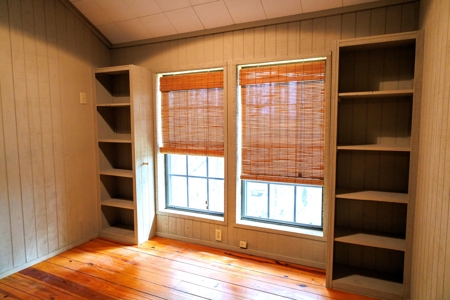 East Texas Cabin in the Woods Tyler TX Home for Sale on 25 Acres - image 40