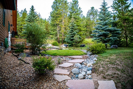 Mountain Log Home Located in the Heart of Ski Country USA - image 33