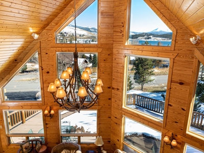 Mountain Log Home Located in the Heart of Ski Country USA - image 40
