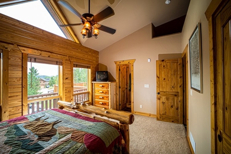 Mountain Log Home Located in the Heart of Ski Country USA - image 12