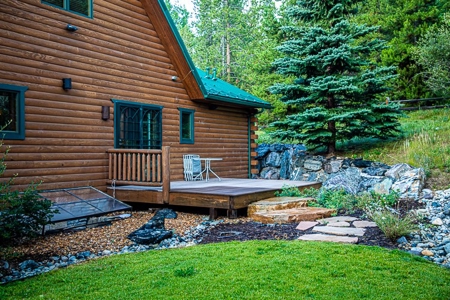 Mountain Log Home Located in the Heart of Ski Country USA - image 9