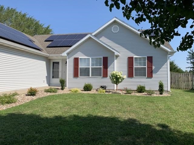 Turn-Key Bolivar Ranch Home with Solar Panels - image 4