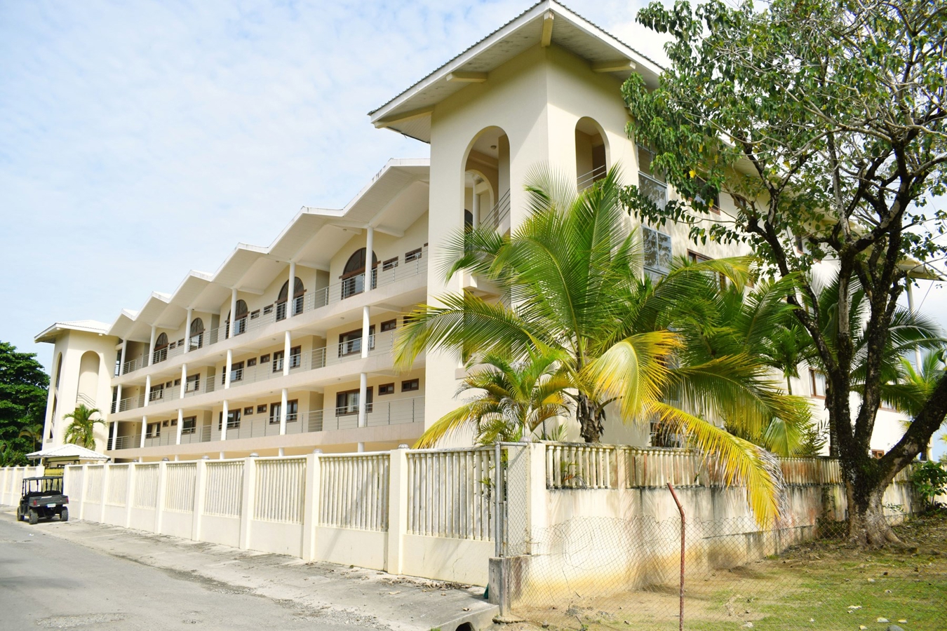 Oceanfront Condo Hotel — Bocas Bay Resort, Bocas Town - 9