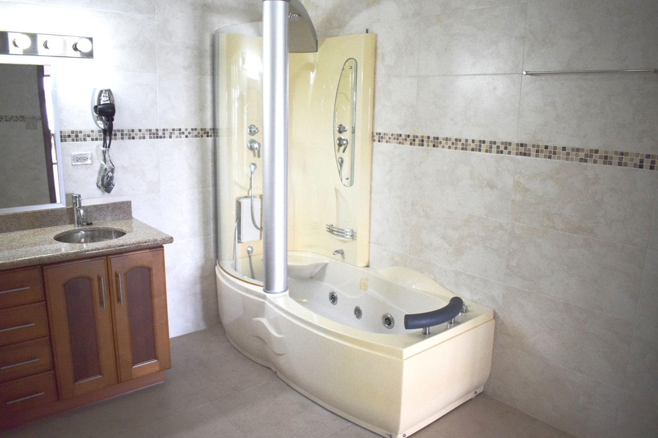 Condo Hotel frente al mar — Bocas Bay Resort, Bocas Town - 28