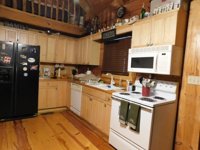 Tn Log Cabin For Sale With Water View, Decks, Porches - image 8