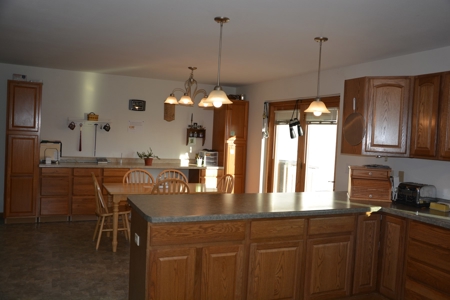 Solar powered 5 bedroom 3.5 bath home 10 acres for sale WI - image 11