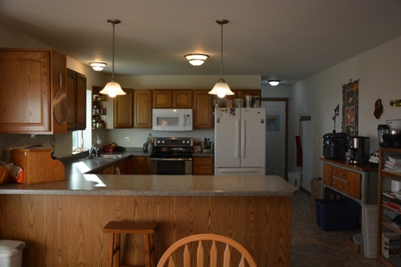 Solar powered 5 bedroom 3.5 bath home 10 acres for sale WI - image 10