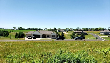 For Sale - Lot #29 .436 Acres Adjoins Golf Course - image 1
