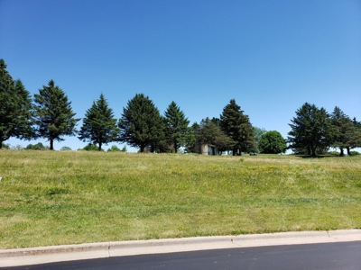 For Sale - Lot #29 .436 Acres Adjoins Golf Course - image 3