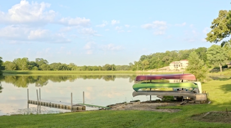 Luxury Lakeside Resort & Event Venue For Sale in Kansas - image 33