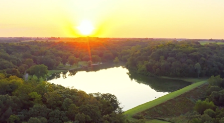 Luxury Lakeside Resort & Event Venue For Sale in Kansas - image 6