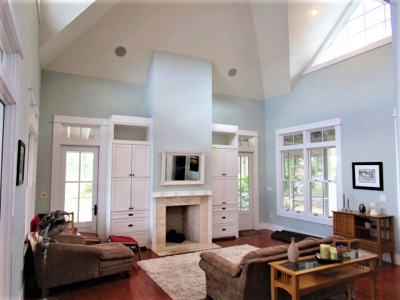 Gorgeous Private lake front home in Florida with land - image 11