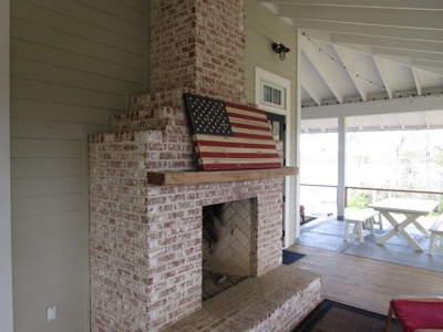 Gorgeous Private lake front home in Florida with land - image 36