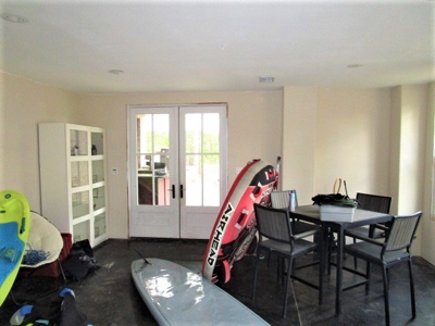 Gorgeous Private lake front home in Florida with land - image 8