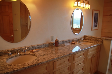 Executive Retreat Homes For Sale In Westcliffe, Co - image 9