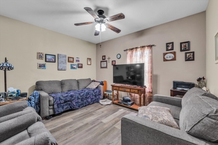 Move-In Ready Home on a Spacious Lot in Waco, TX! - image 23