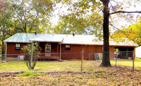 Country Home For Sale On Eleven Point River - image 15