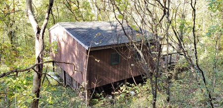 Country Cabin on 9.4 Wooded Acres For Sale in SW Wisconsin - image 16
