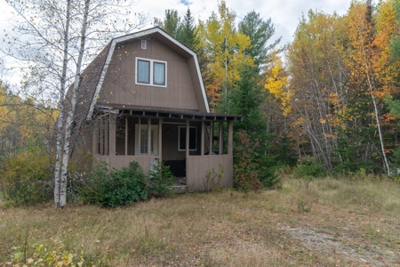 Solar Powered Off Grid Home in Maine - image 1