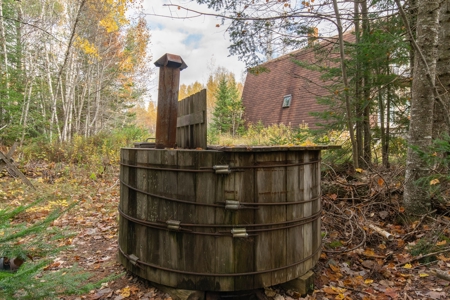 Solar Powered Off Grid Home in Maine - image 10