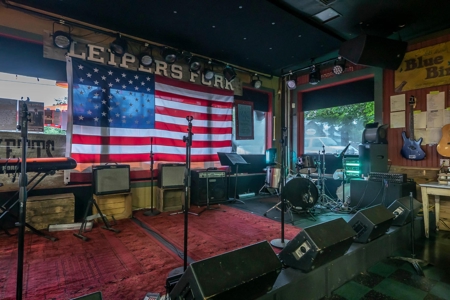 Do you need a new career that is fun too? - image 11