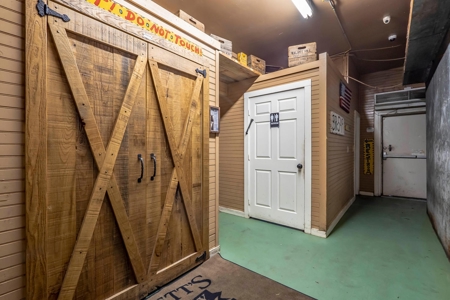 Do you need a new career that is fun too? - image 30