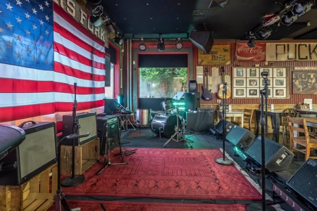 Do you need a new career that is fun too? - image 9