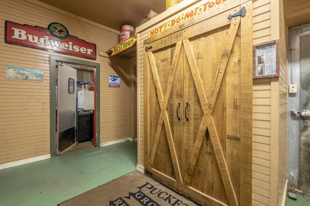 Do you need a new career that is fun too? - image 31