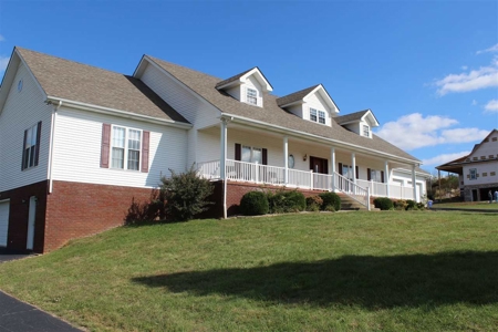 Golfers delight, large home on a golf course near Glasgow Ky - image 2