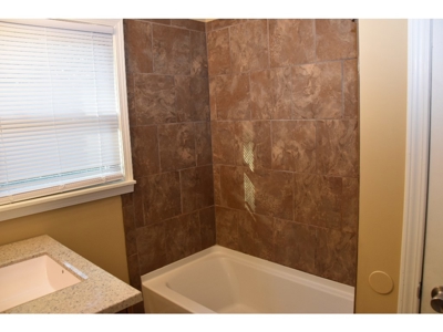 Brick Duplex for sale near Jackson TN Hospital, Travel Nurse - image 8