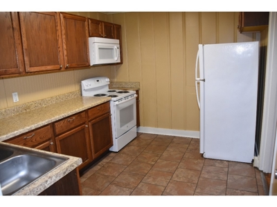 Brick Duplex for sale near Jackson TN Hospital, Travel Nurse - image 5
