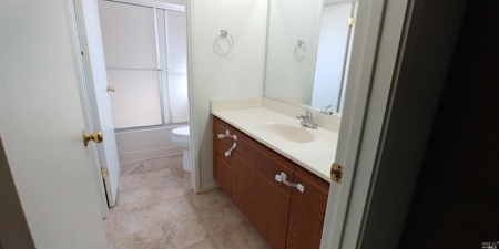 Vacaville, California Country Property For Sale With 2 Homes - image 18