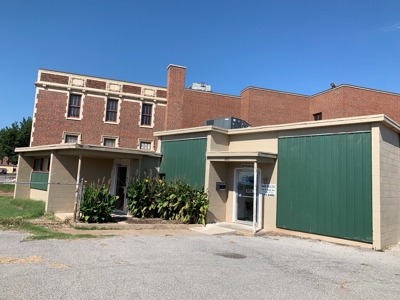 Commercial Building For Sale Chickasha Oklahoma Grady County - image 1