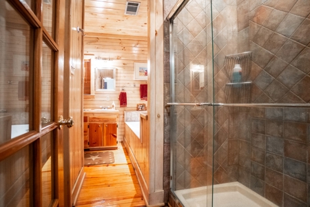 Country Home - Holly Lake Ranch - East Texas -Wood County - image 10