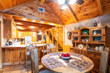 Country Home - Holly Lake Ranch - East Texas -Wood County - image 17