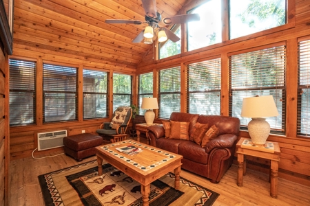 Country Home - Holly Lake Ranch - East Texas -Wood County - image 15