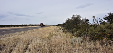 7.66 ACRES LAND NW OF FORT STOCKTON, TX FOR SALE Pecos Co - image 1
