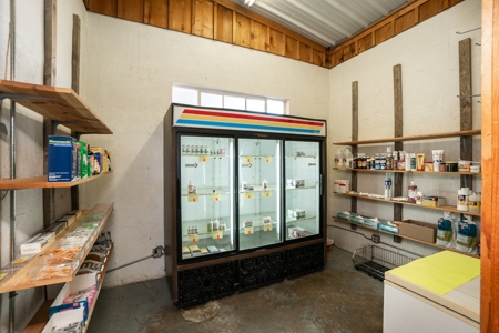 Sealed Bid Auction Commercial Business Mount Vernon Texas - image 13